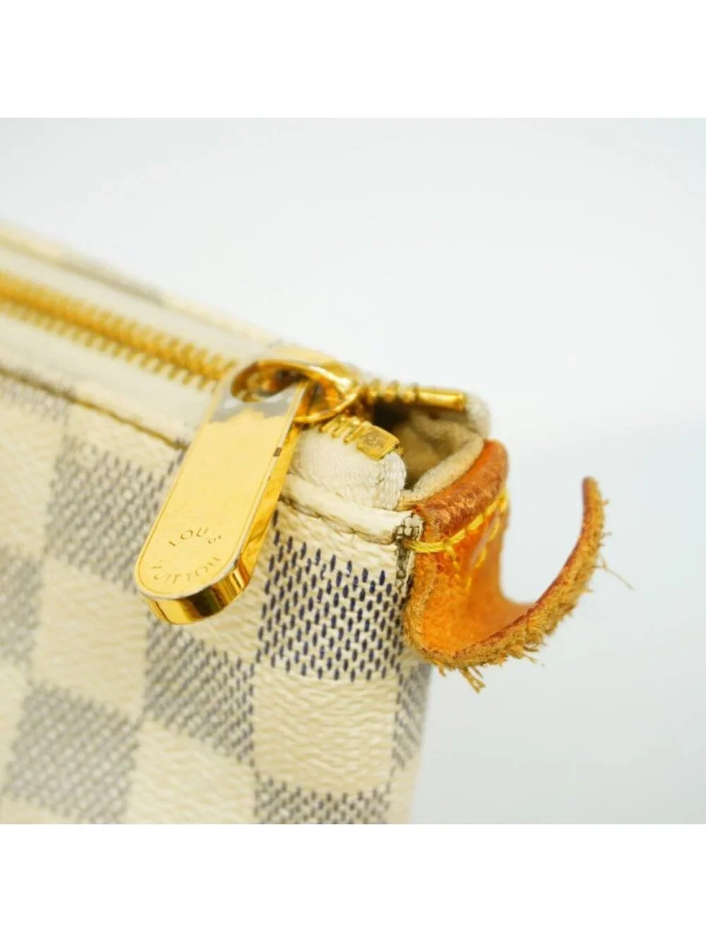 Louis Vuitton Tote Bag Damier Azur Totally MM White